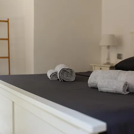 Apartment Dimora Storica Nel Cuore Di *